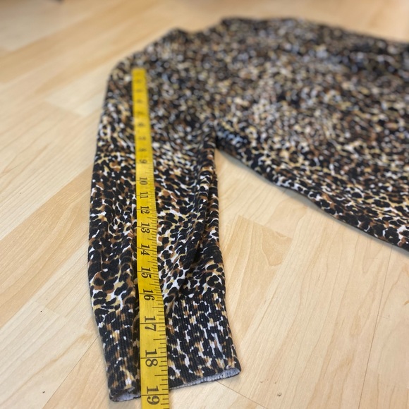 Animal print sweater - Picture 3 of 9